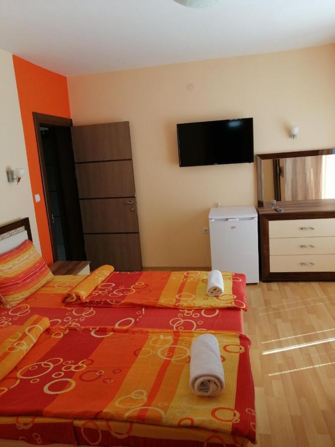 Villa Mimi Pestani Bagian luar foto