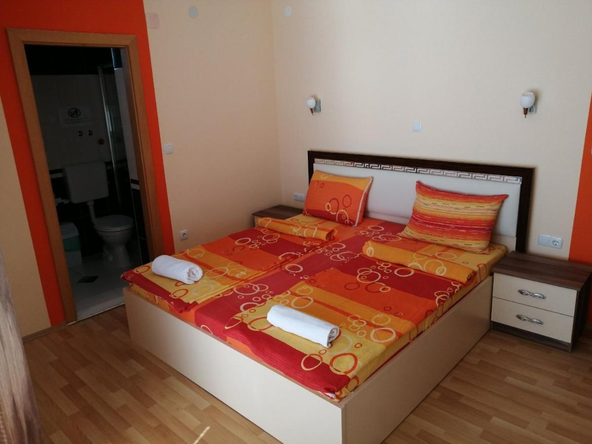 Villa Mimi Pestani Bagian luar foto