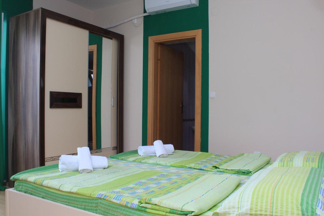 Villa Mimi Pestani Bagian luar foto