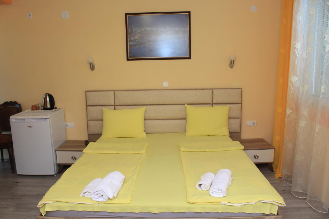 Villa Mimi Pestani Bagian luar foto