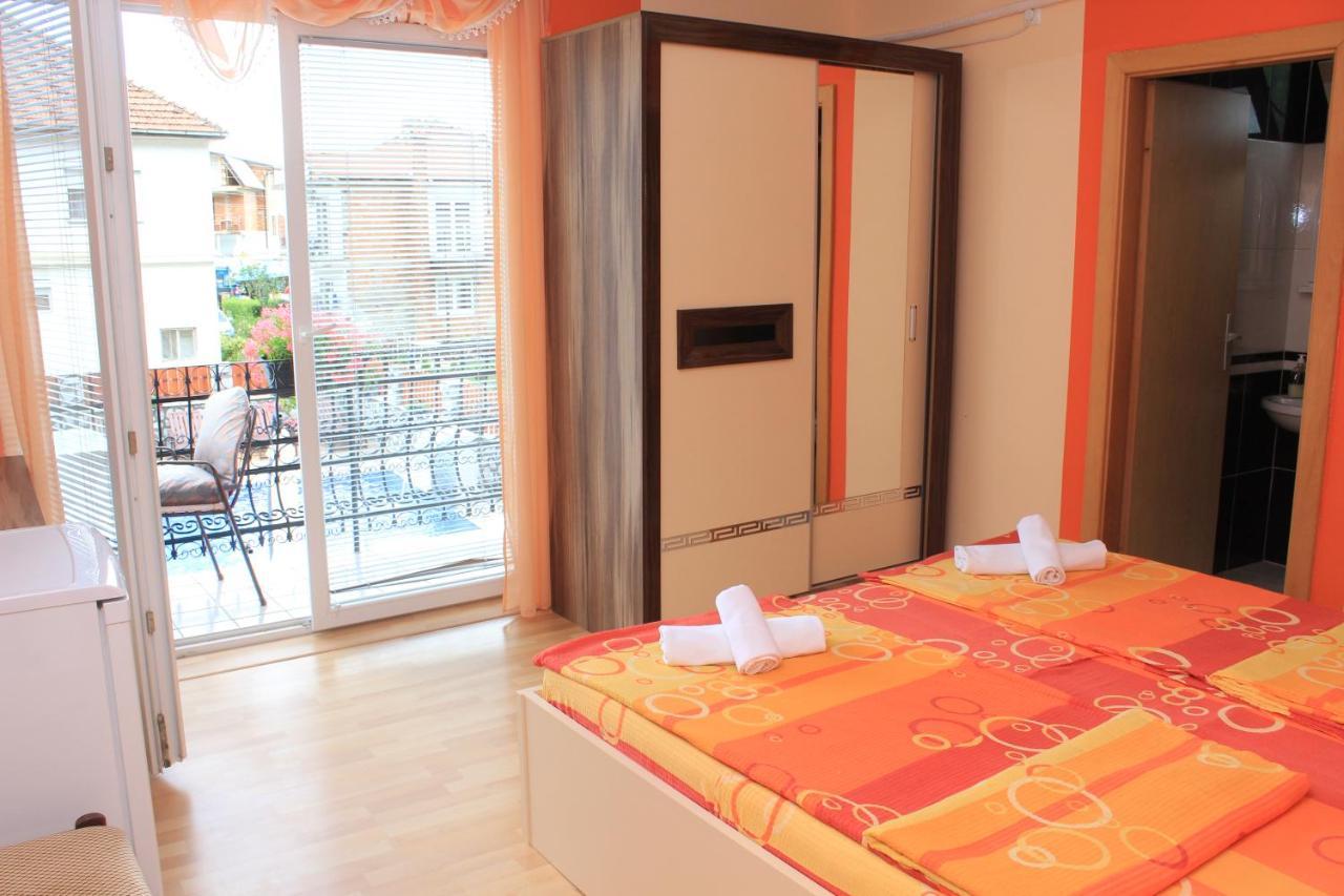 Villa Mimi Pestani Bagian luar foto