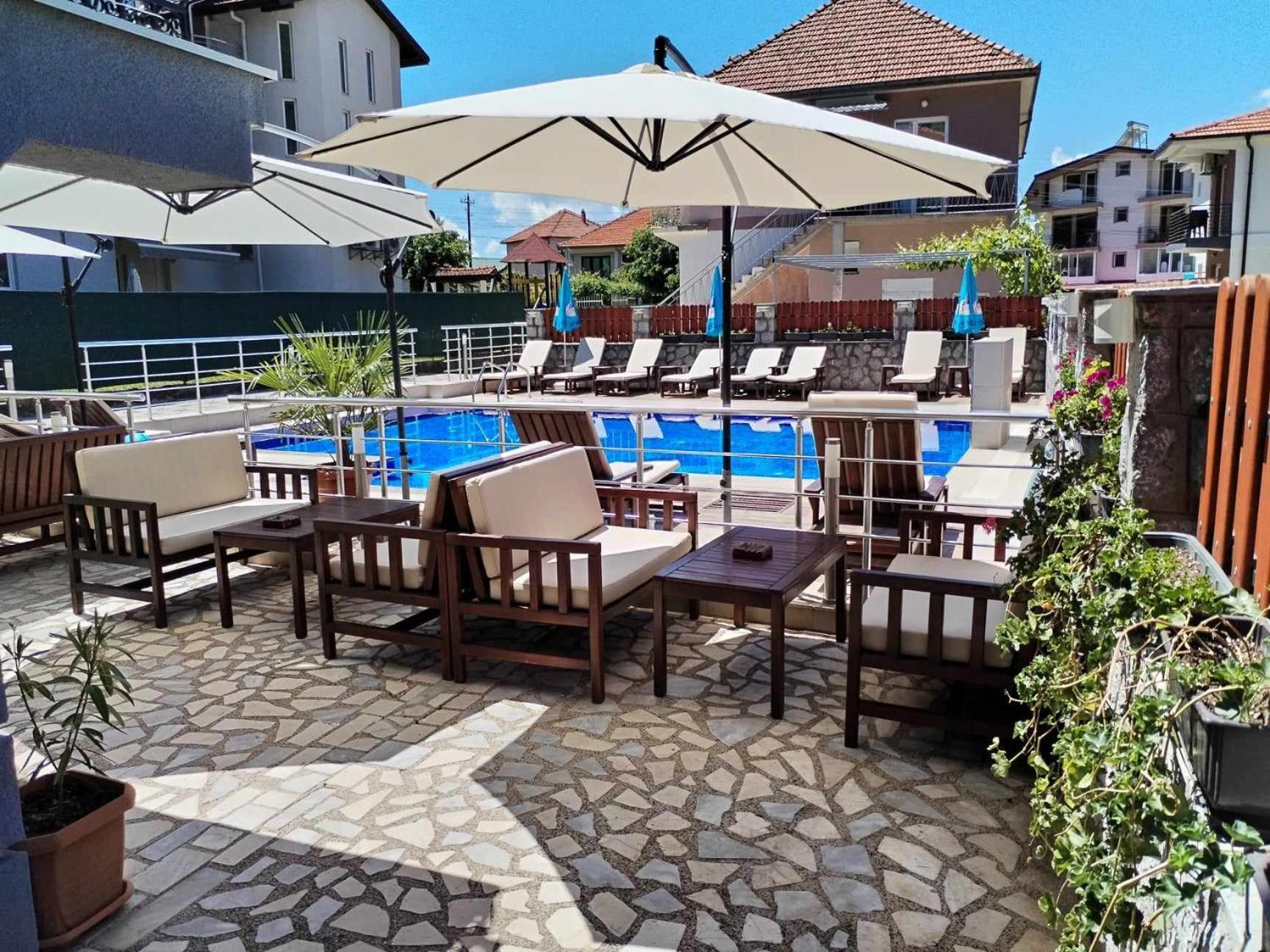 Villa Mimi Pestani Bagian luar foto